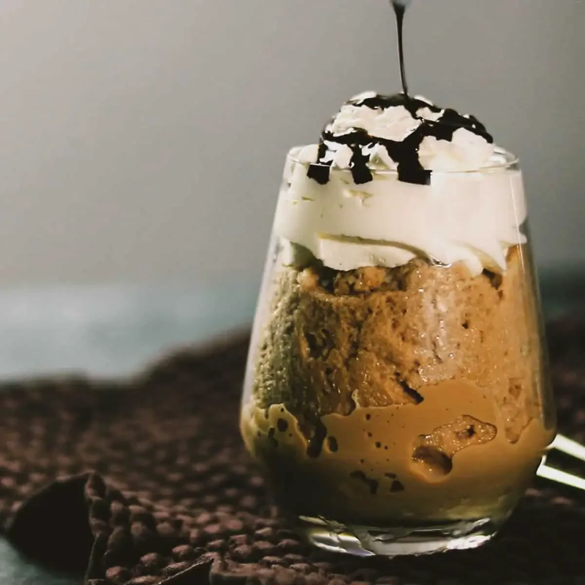 【Only 3 Ingredients!】Easy Frappuccino Recipe