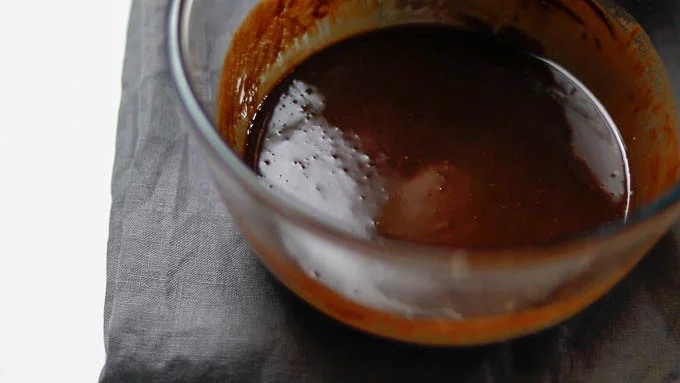 Melt the chocolate and butter in a pot of hot water or in the microwave