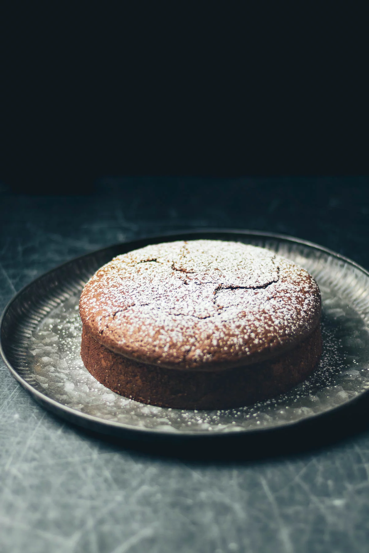 Chocolate Cake Recipe 【5 ingredients & gluten free】