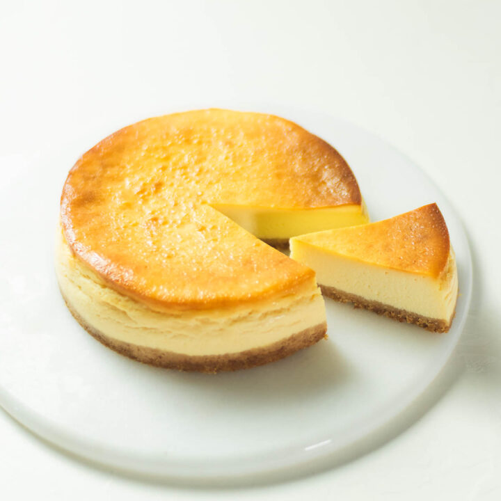 やっぱり基本はこのレシピ！ベイクドチーズケーキの作り方