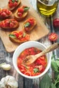 【簡単にすぐできる！】イタリアの前菜・トマトとバジルのブルスケッタ