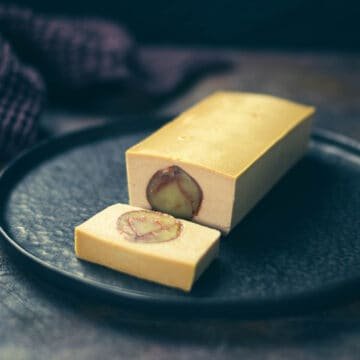 栗がたっぷり！混ぜて焼くだけの濃厚栗チーズケーキのレシピ