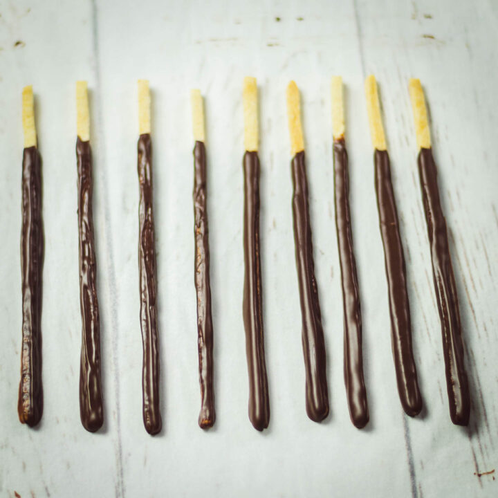 手作りしてプレゼントに♡ポッキーの作り方