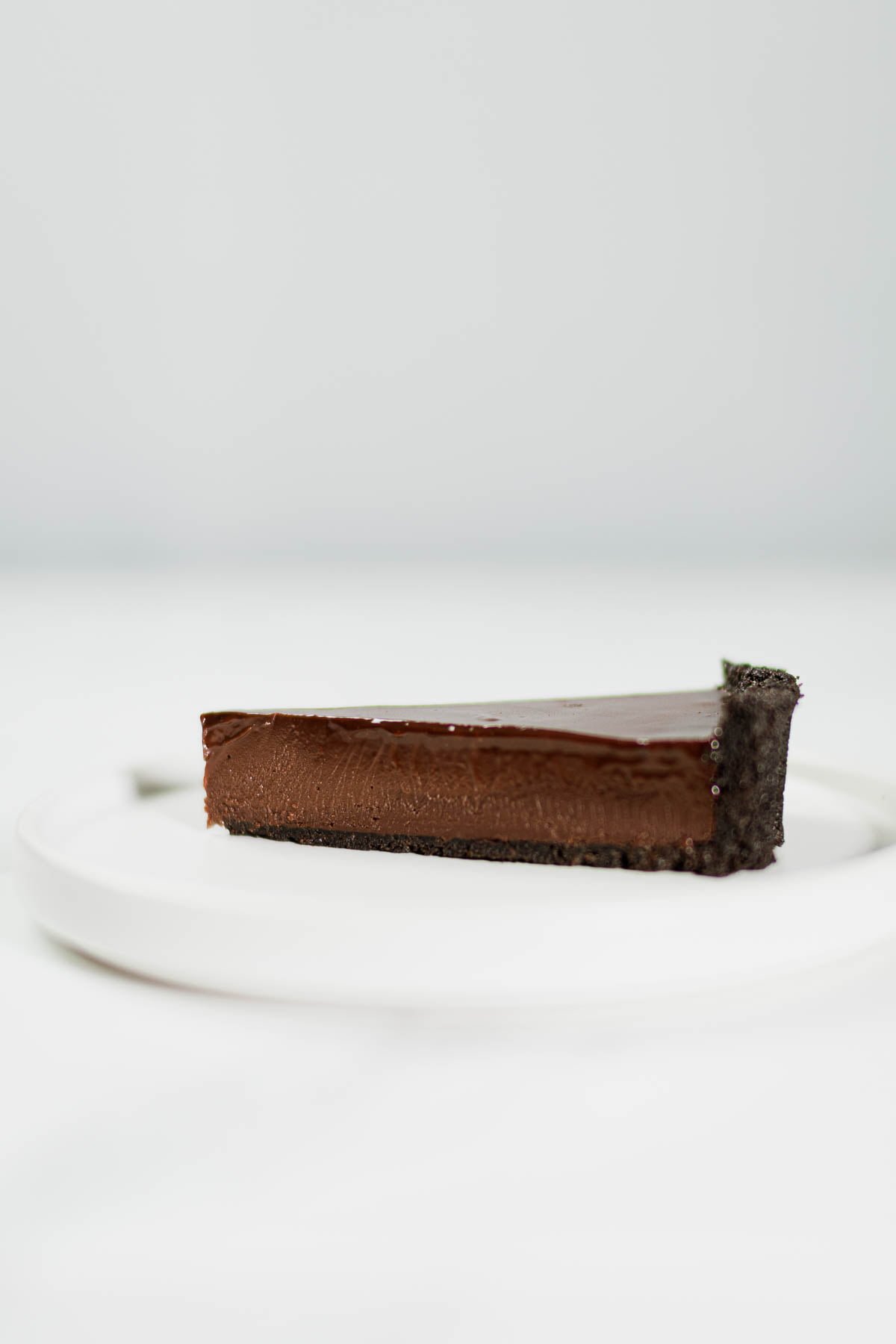 4-Ingredient No-Bake Chocolate Tart Recipe