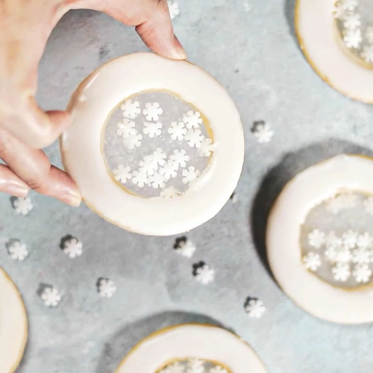【クリスマス】飴で作るステンドグラスクッキーの作り方